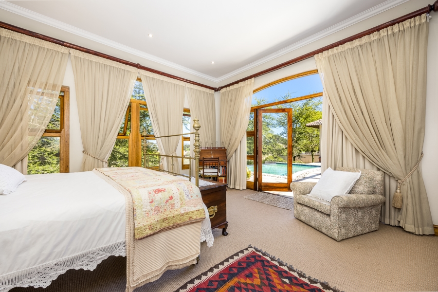 5 Bedroom Property for Sale in Klein Zevenwacht Western Cape